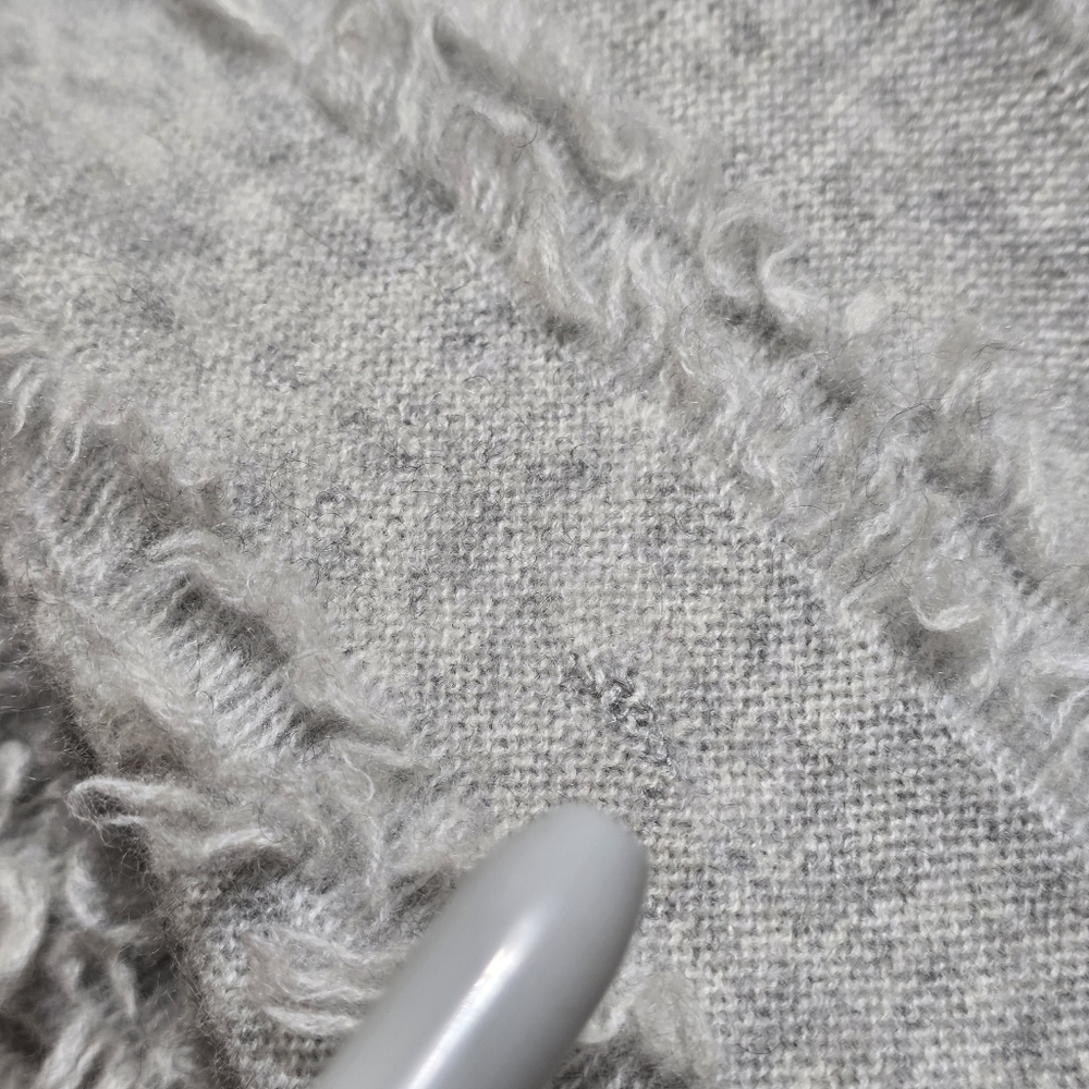 Neiman Marcus Women Cashmere L Cardigan Sweater Gray Fringe Luxury Cozy Office - Picture 11 of 16